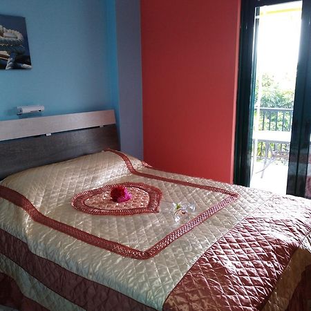 קרי Karmiris Studios And Apartments מראה חיצוני תמונה