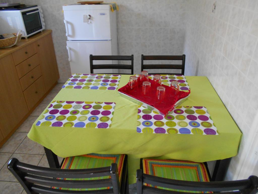 קרי Karmiris Studios And Apartments מראה חיצוני תמונה