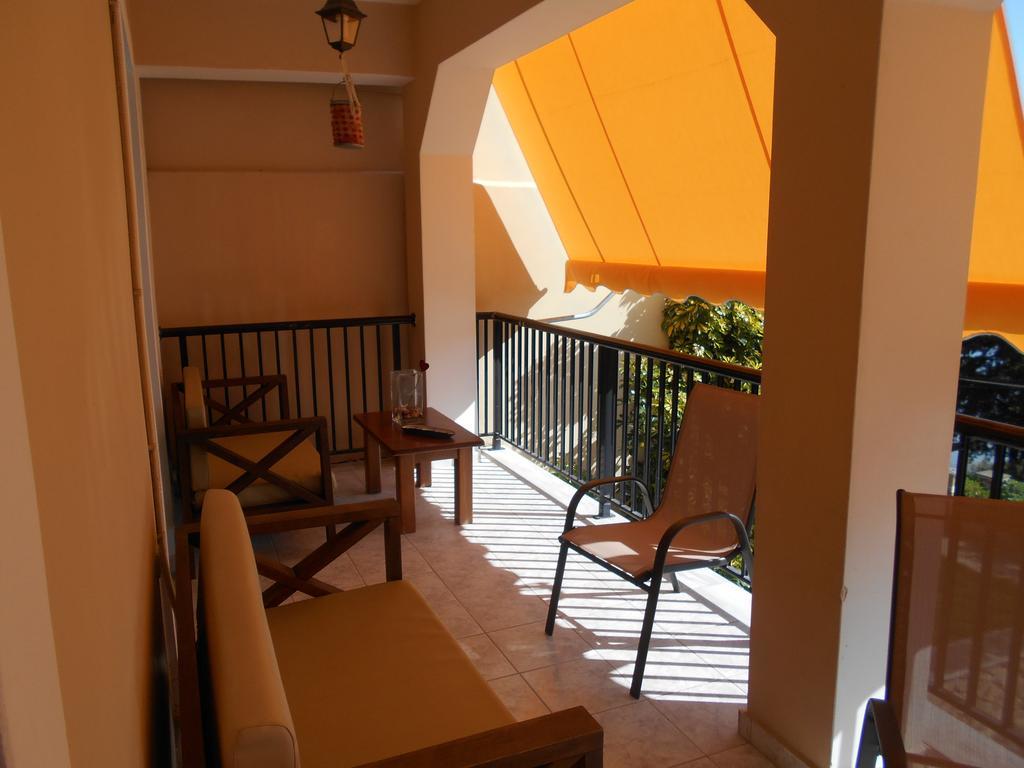 קרי Karmiris Studios And Apartments מראה חיצוני תמונה