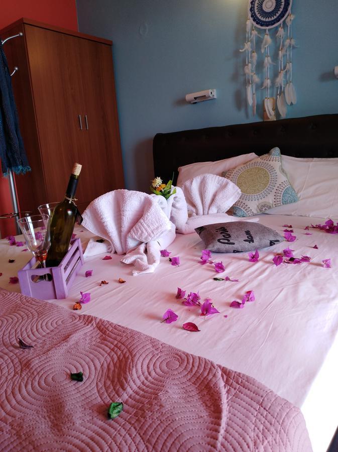 קרי Karmiris Studios And Apartments מראה חיצוני תמונה