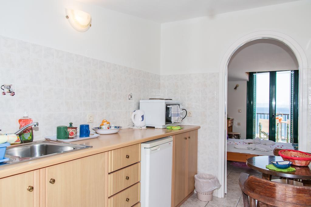 קרי Karmiris Studios And Apartments חדר תמונה